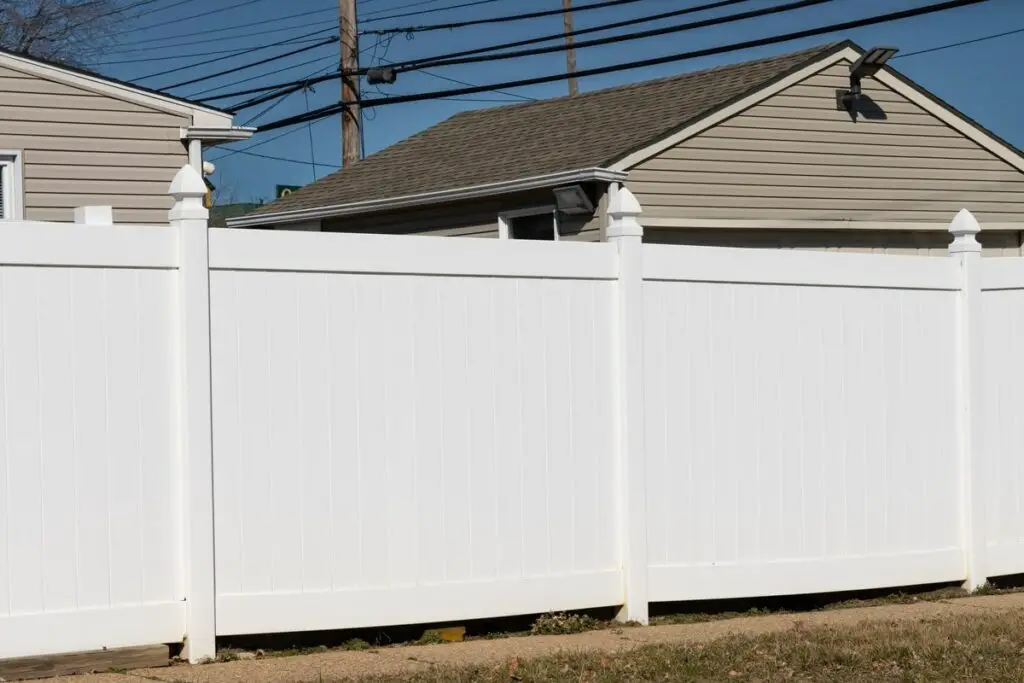 Prevent Mold On Vinyl Fence How To Stop Mildew Growth